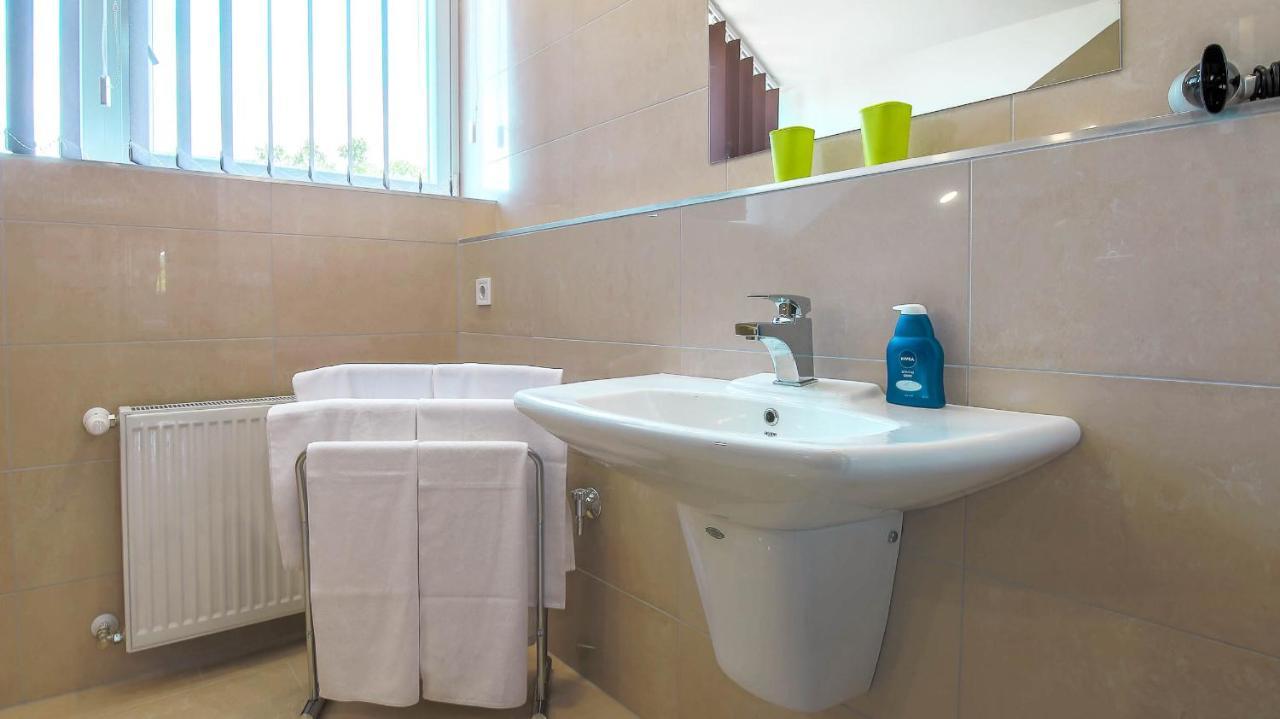 White Apartman ชิโอฟก ภายนอก รูปภาพ